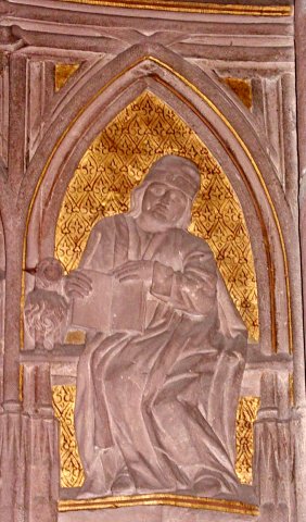 St Marc et le lion sur la chaire de l'église saint Georges.