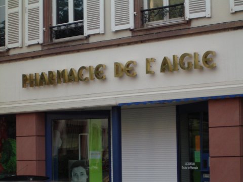 La pharmacie de l'Aigle.