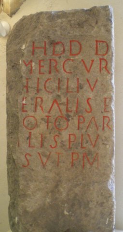 Stèle votive à Mercure de Gandrange Boussange.