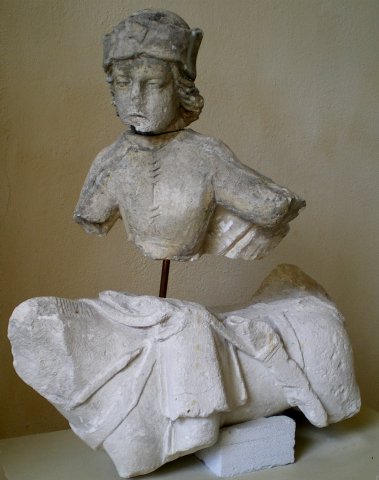St Martin. Fragment de statue équestre. Villey-St-Étienne. XVIe s.