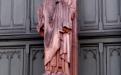 Saint Étienne. Sculpture d'Auguste Dujardin. Portail St-Étienne de la cathédrale de Metz. Photo Marc Heilig