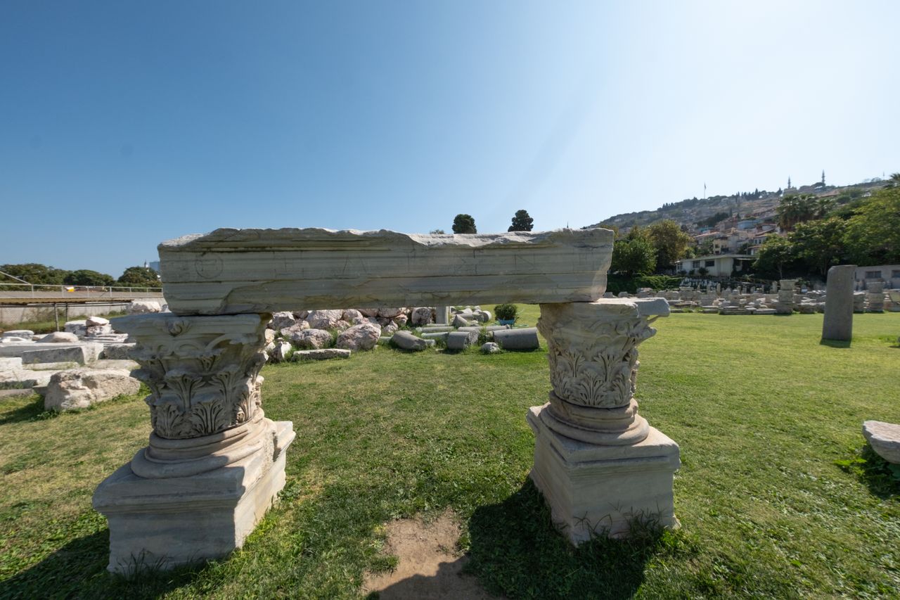 Explore the ancient ruins of the Agora in İzmir, showcasing the city's rich historical heritage.